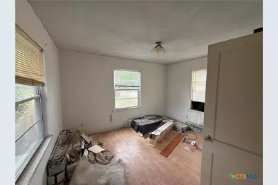 119 Runnels Street, Port Lavaca, TX 77979 - Photo 11