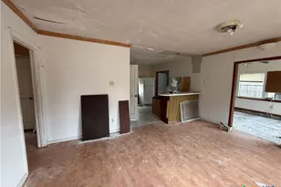 119 Runnels St, Port Lavaca, TX 77979 - Photo 5