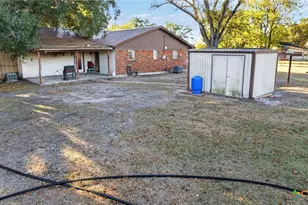 304 Sun Valley Dr, Victoria, TX 77904 - Photo 21
