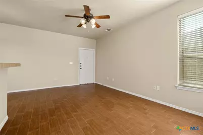 1011 Brown Rock Drive, New Braunfels, TX 78130 - Photo 7