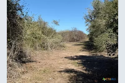 000 Bugle Lane, Victoria, TX 77905 - Photo 11