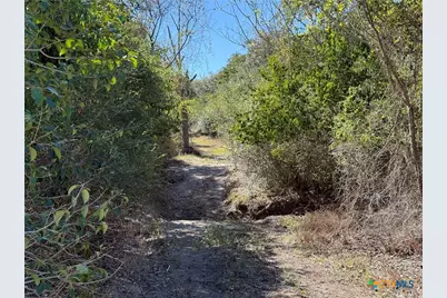 000 Bugle Lane, Victoria, TX 77905 - Photo 9