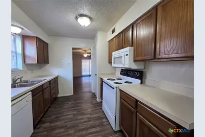 1802 Azalea Drive, Temple, TX 76502 - Photo 7