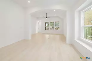 620 High Smt Dr, Georgetown, TX 78628 - Photo 17