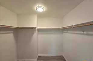 907 E 3rd St, Lampasas, TX 76550 - Photo 21