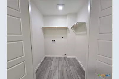 907 E 3rd Street #B, Lampasas, TX 76550 - Photo 23