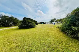 56 Rutherford, Port O'Connor, TX 77982 - Photo 33