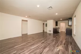 503 Henderson St, Temple, TX 76501 - Photo 5