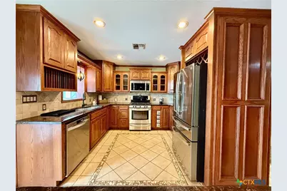 20 Hambleton Road, Victoria, TX 77905 - Photo 9