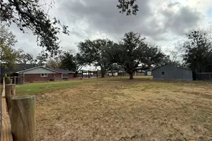 20 Hambleton Rd, Victoria, TX 77905 - Photo 33