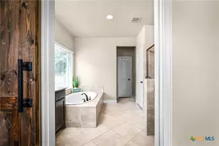 2351 Oak Crossing, New Braunfels, TX 78132 - Photo 19