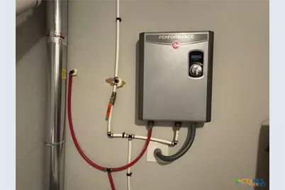 1308 E Park Avenue, Victoria, TX 77901 - Photo 13