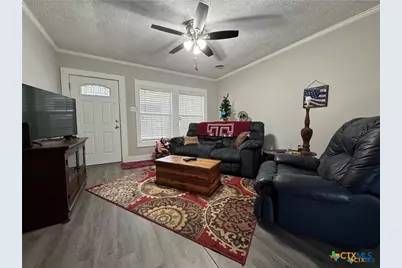 1308 E Park Avenue, Victoria, TX 77901 - Photo 3