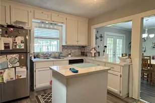 1308 E Park Ave, Victoria, TX 77901 - Photo 9