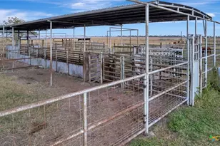 5629 US-59, Edna, TX 77957 - Photo 29