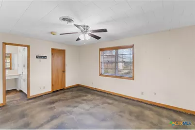 5629 Us-59, Edna, TX 77957 - Photo 33