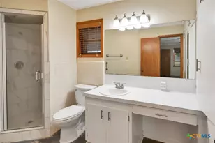 5629 US-59, Edna, TX 77957 - Photo 35