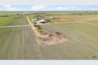 5629 Us-59, Edna, TX 77957 - Photo 3