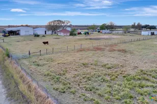 5629 US-59, Edna, TX 77957 - Photo 25