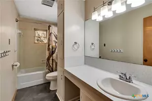 5629 US-59, Edna, TX 77957 - Photo 37