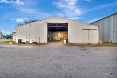 5629 Us-59, Edna, TX 77957 - Photo 45