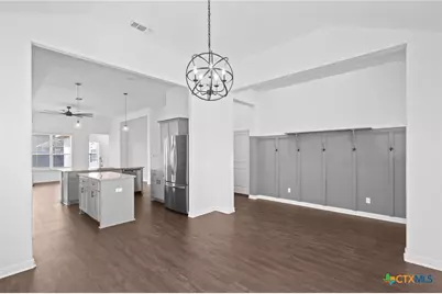 103 Dripping Spring, Victoria, TX 77904 - Photo 3