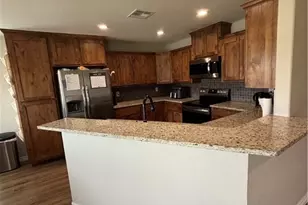 1313 Sandstone Cv, Lampasas, TX 76550 - Photo 7