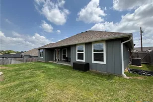 1313 Sandstone Cv, Lampasas, TX 76550 - Photo 17