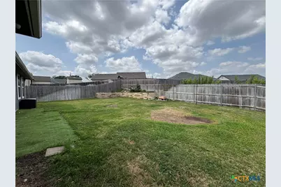 1313 Sandstone Cove, Lampasas, TX 76550 - Photo 19