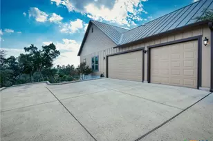 1651 Lake Ridge Blvd, Canyon Lake, TX 78133 - Photo 29