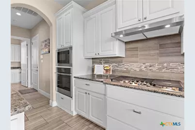 1651 Lake Ridge Boulevard, Canyon Lake, TX 78133 - Photo 7