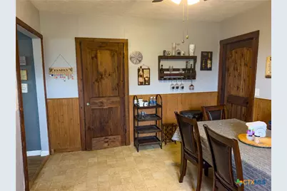 1296 Brownson Road, Victoria, TX 77905 - Photo 9