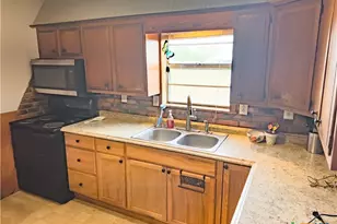 1296 Brownson Rd, Victoria, TX 77905 - Photo 7