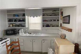 219 Bayshore Dr, Palacios, TX 77465 - Photo 13