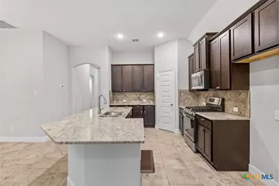 1317 Rolling Field, New Braunfels, TX 78132 - Photo 7