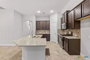 1317 Rolling Fld, New Braunfels, TX 78132 - Photo 7