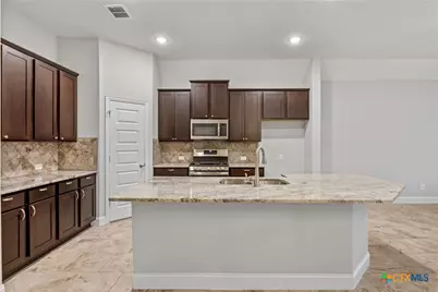 1317 Rolling Field, New Braunfels, TX 78132 - Photo 5