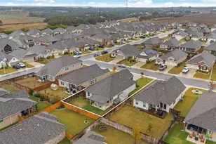 1317 Rolling Fld, New Braunfels, TX 78132 - Photo 33