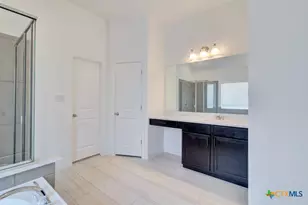 762 Groudsel Ave, New Braunfels, TX 78130 - Photo 19