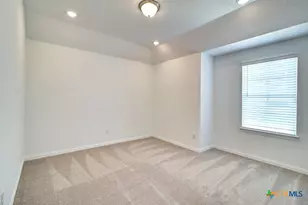 762 Groudsel Ave, New Braunfels, TX 78130 - Photo 25