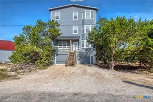 729 Clay Ridge, Canyon Lake, TX 78133 - Photo 1