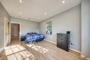 729 Clay Ridge, Canyon Lake, TX 78133 - Photo 5