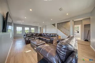 729 Clay Ridge, Canyon Lake, TX 78133 - Photo 3