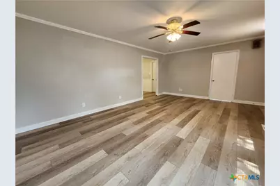 564 Laurel Lane, New Braunfels, TX 78130 - Photo 5