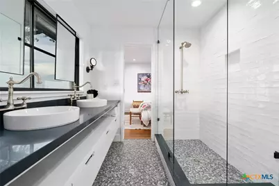 115 Lakeview Drive, Belton, TX 76513 - Photo 33