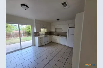 3409 Victoria Circle #4, Killeen, TX 76543 - Photo 3