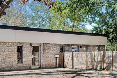 715 W Hopkins Street #104, San Marcos, TX 78666 - Photo 5