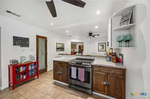 1217 E Avenue H, Nolanville, TX 76559 - Photo 11