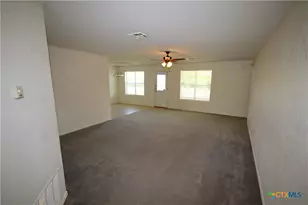 3102 Viewcrest Dr, Killeen, TX 76549 - Photo 3