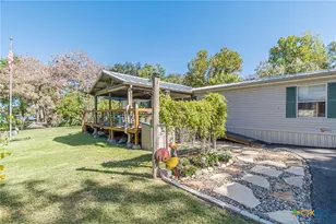 384 Placid Cove Dr, New Braunfels, TX 78130 - Photo 7